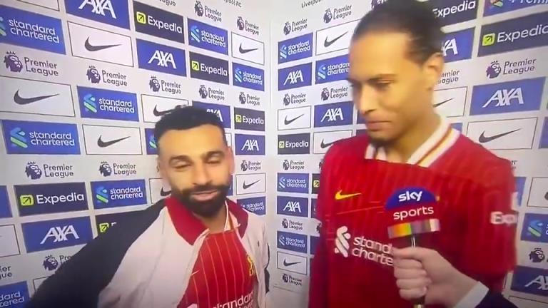 都續(xù)約啦~范迪克：卡拉格不選你全場(chǎng)最佳？薩拉赫：他不會(huì)選我