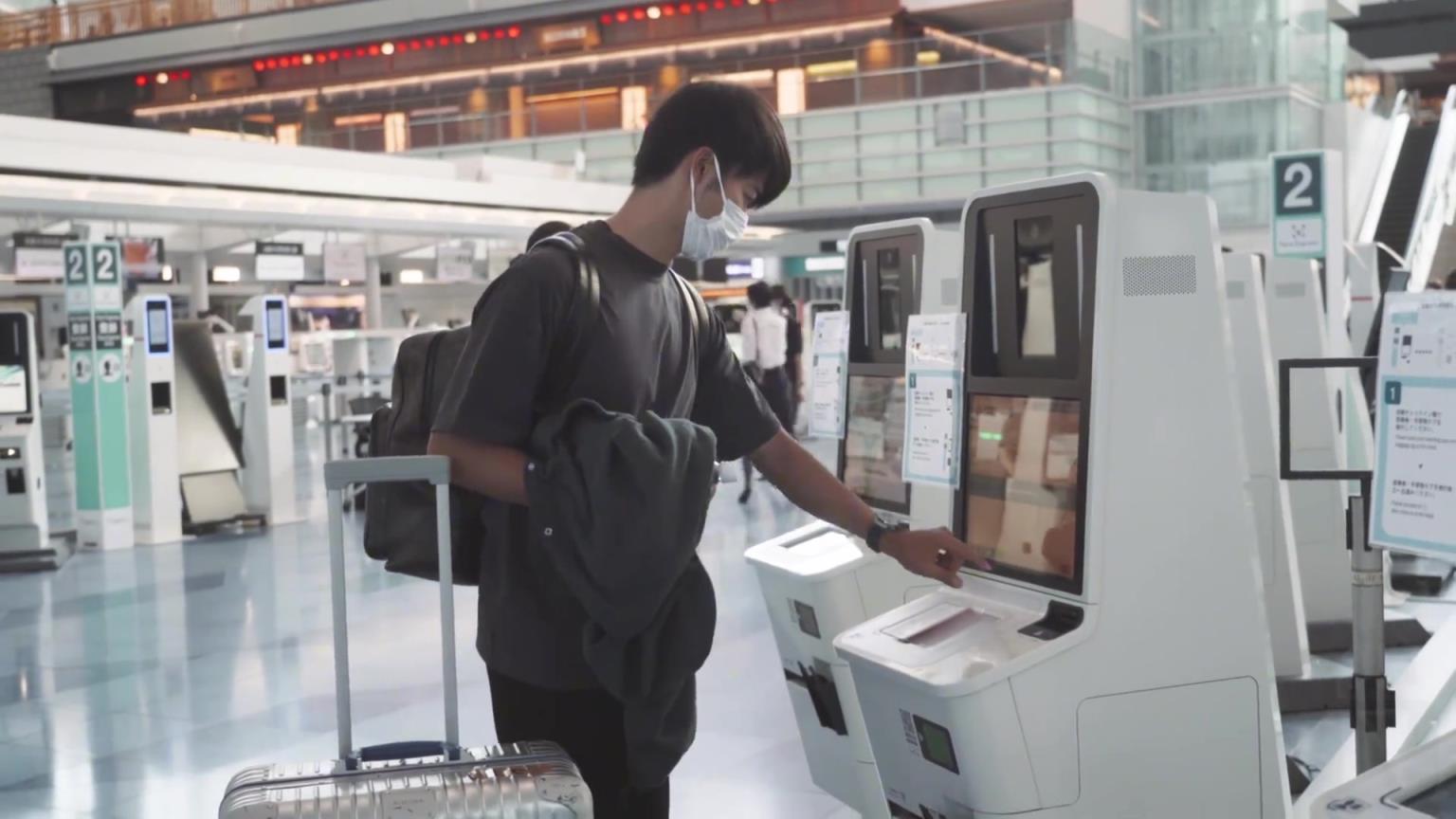 他的大學(xué)論文，怎么快速過(guò)人…