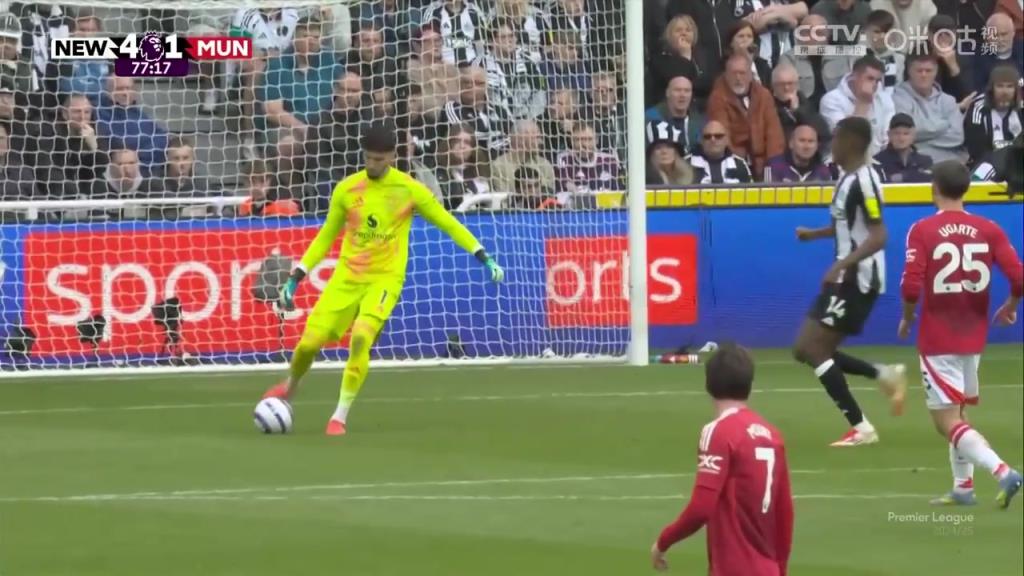 玄學(xué)定律！詹俊配張路門(mén)將叕失誤！這次是巴因德?tīng)枺? style=